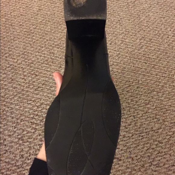 Black Heeled Boots - Picture 4 of 4